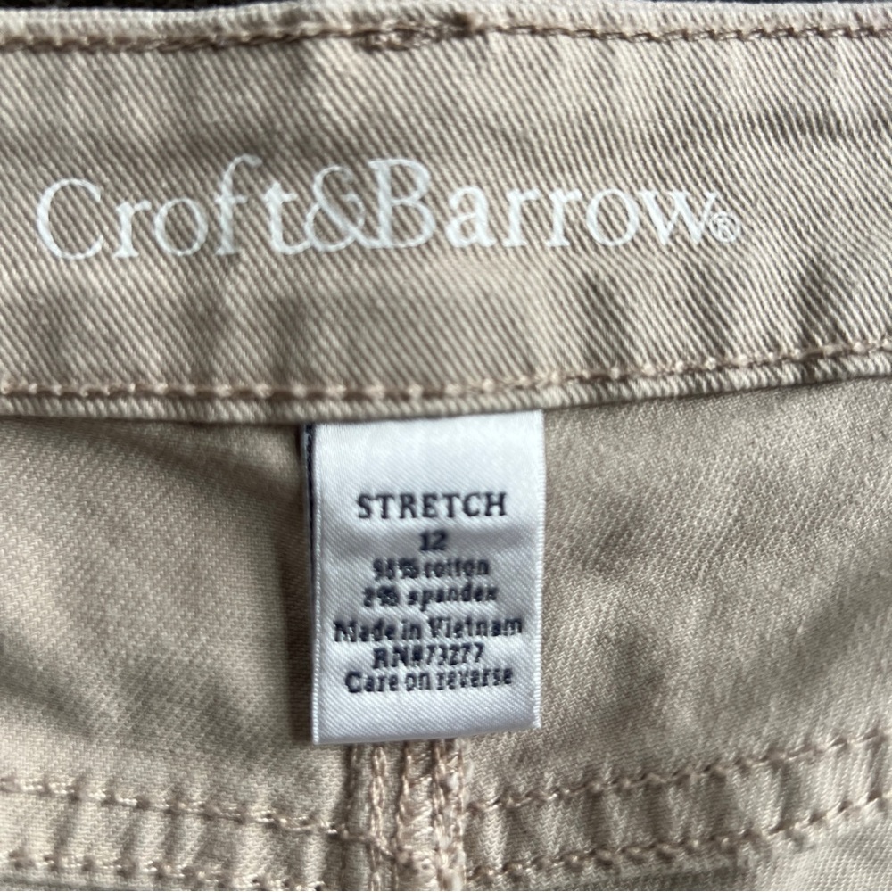 Croft & Barrow Classic Fit Capri - Size 12 - Picture 8 of 10
